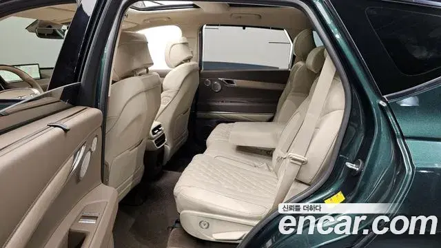 Genesis GV80 2020 — ფოტო 14/20