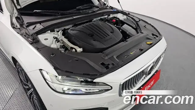 Volvo S90 2024 — Photo 12/20
