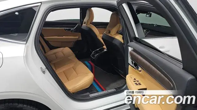 Volvo S90 2024 — Photo 19/20