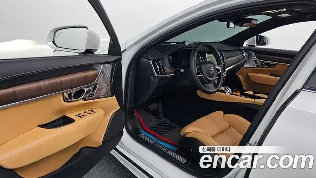 Volvo S90 2024 — Photo 10/20