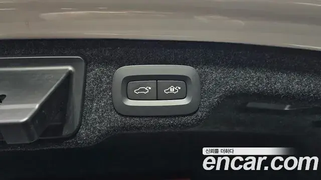 Volvo S90 2024 — Photo 7/20