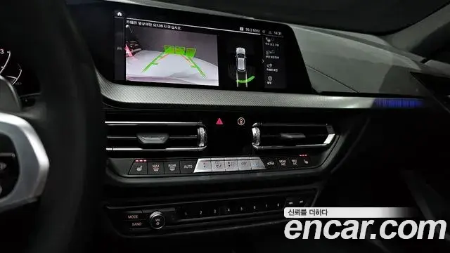 BMW 1 Series 2023 — Photo 18/20