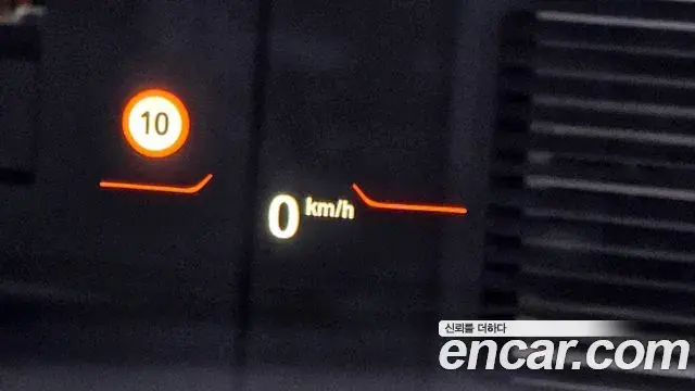 BMW 1 Series 2023 — Photo 15/20