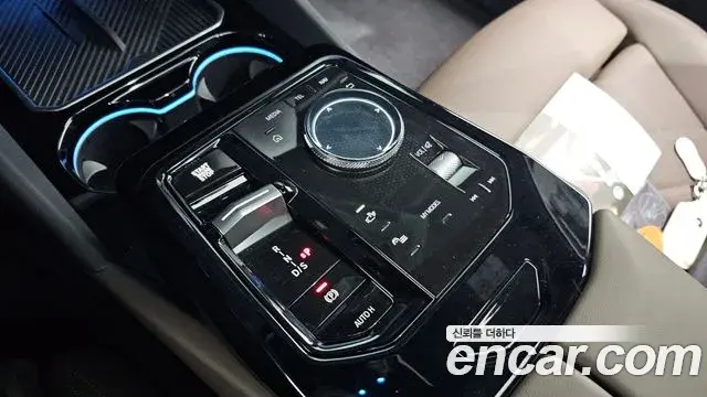 BMW 5 Series 2025 — Photo 17/20
