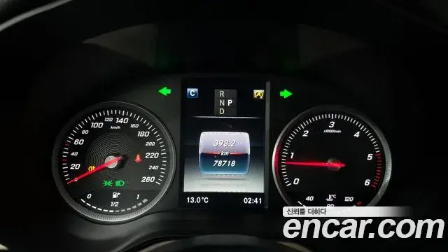 Mercedes-Benz GLC-Class 2018 — Şəkil 4/20