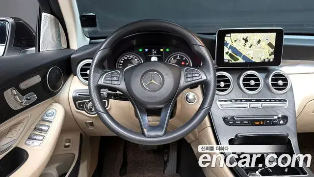 Mercedes-Benz GLC-Class 2018 — Şəkil 1/20
