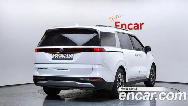 Kia Carnival 2021 — Photo 6/20