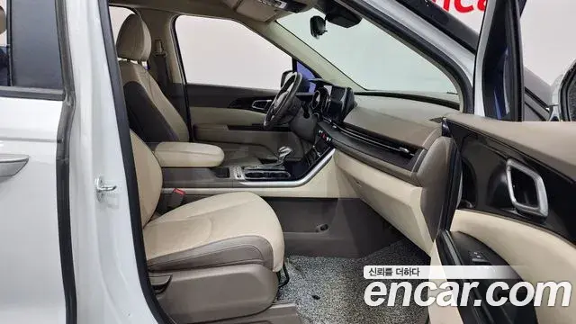 Kia Carnival 2021 — Photo 3/20