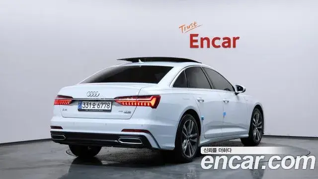 Audi A6 2022 — ფოტო 16/20