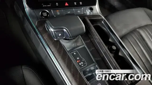 Audi A6 2022 — ფოტო 7/20