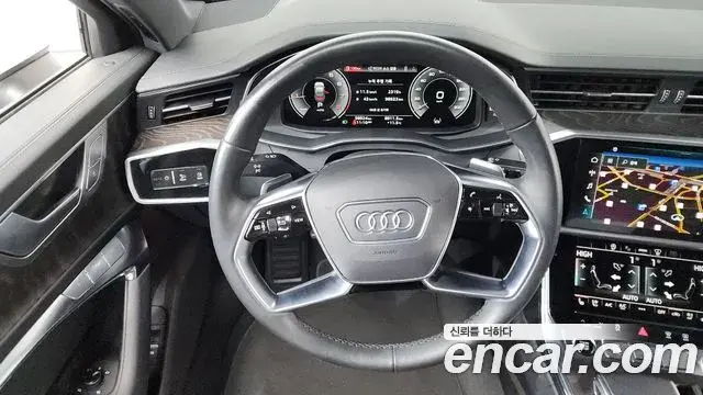 Audi A6 2022 — ფოტო 13/20