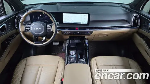 Kia Sorento 2023 — ფოტო 3/20