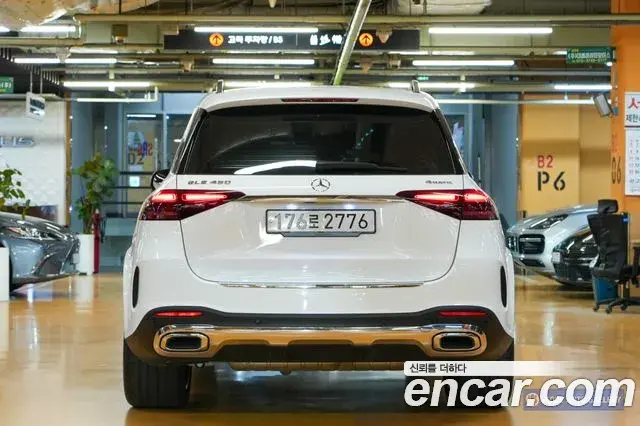Mercedes-Benz GLE-Class 2025 — Photo 11/20
