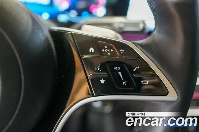 Mercedes-Benz GLE-Class 2025 — Photo 10/20