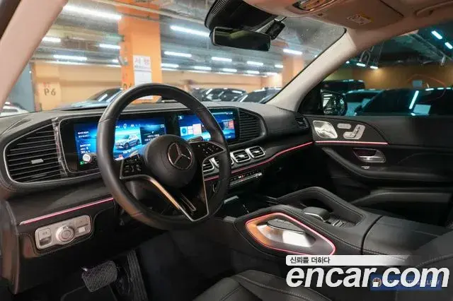 Mercedes-Benz GLE-Class 2025 — Photo 14/20