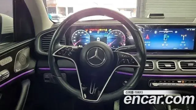 Mercedes-Benz GLE-Class 2024 — ფოტო 2/18