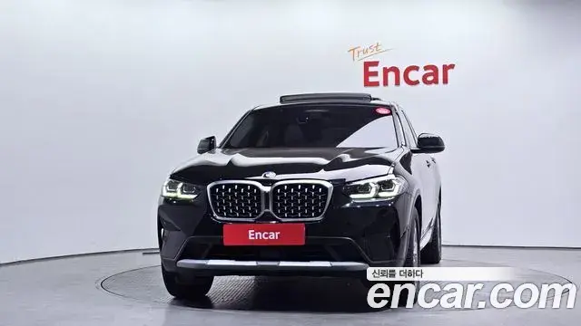 BMW X4 2021 — ფოტო 19/20