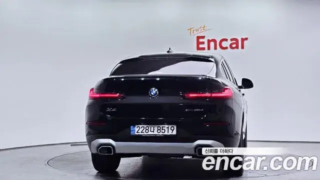 BMW X4 2021 — ფოტო 7/20
