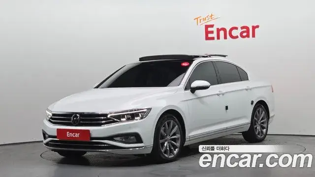 Volkswagen Passat GT 2022 — Şəkil 19/20