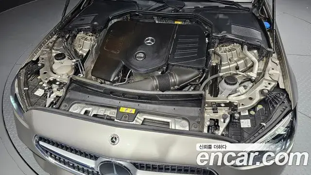 Mercedes-Benz C-Class 2022 — ფოტო 5/20