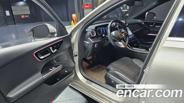 Mercedes-Benz C-Class 2022 — ფოტო 2/20