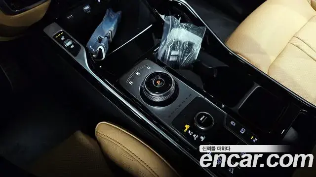 Kia Sorento 2021 — ფოტო 6/20