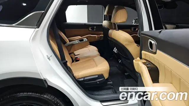 Kia Sorento 2021 — ფოტო 1/20