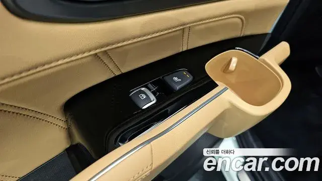 Kia Sorento 2021 — ფოტო 17/20