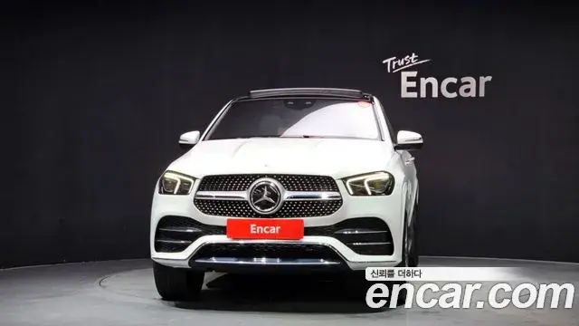 Mercedes-Benz GLE-Class 2023 — Şəkil 8/20