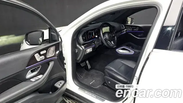 Mercedes-Benz GLE-Class 2023 — Şəkil 16/20