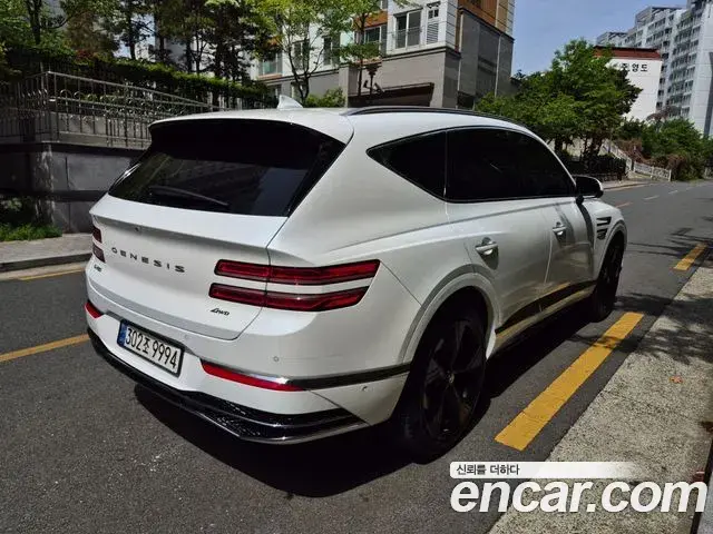 Genesis GV80 2024 — ფოტო 13/19