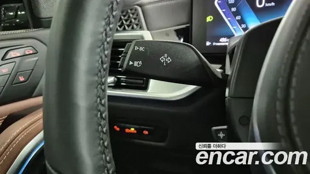 BMW X6 2025 — Photo 10/20