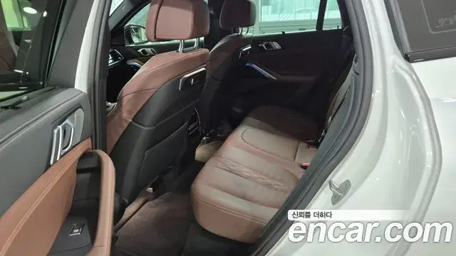 BMW X6 2025 — Photo 7/20
