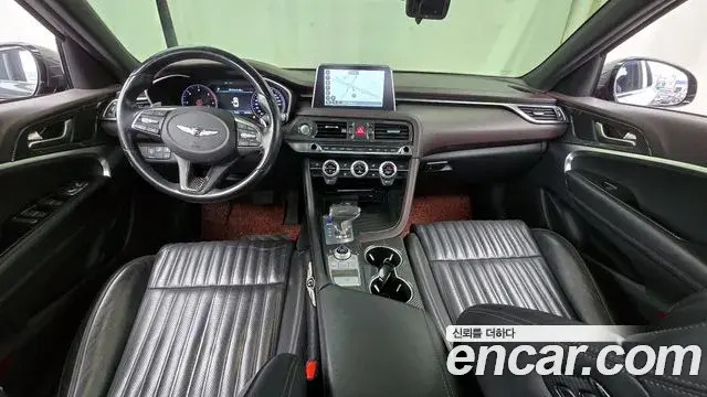 Genesis G70 2018 — ფოტო 15/20