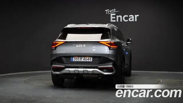 Kia Sportage 2023 — Şəkil 14/20
