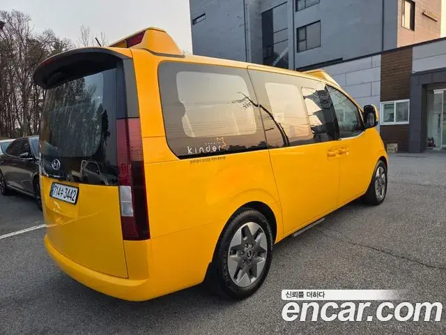 Hyundai Staria 2023 — Şəkil 5/20