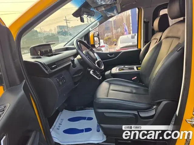 Hyundai Staria 2023 — Şəkil 19/20
