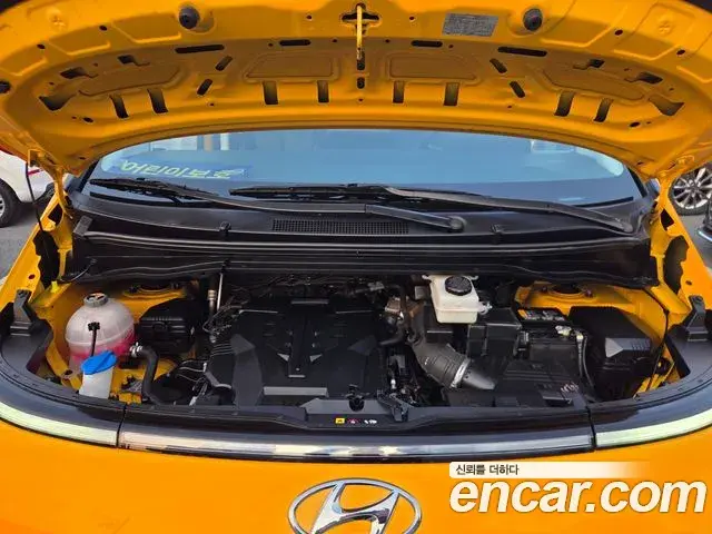 Hyundai Staria 2023 — Şəkil 12/20