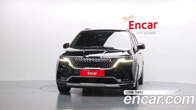 Kia Carnival 2023 — ფოტო 4/20