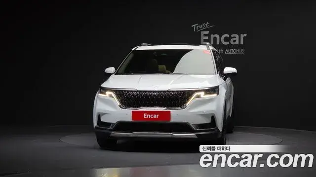 Kia Carnival 2022 — Фото 3/20