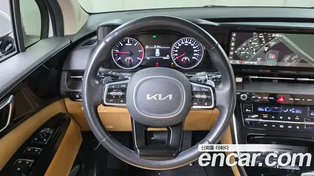 Kia Carnival 2022 — Фото 13/20