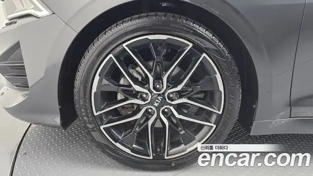 Kia K5 2021 — Photo 19/20