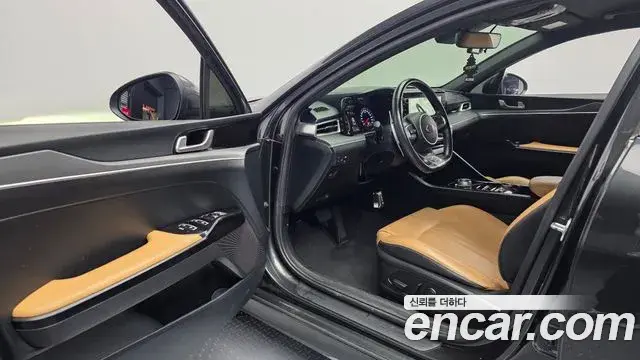 Kia K5 2021 — Photo 11/20