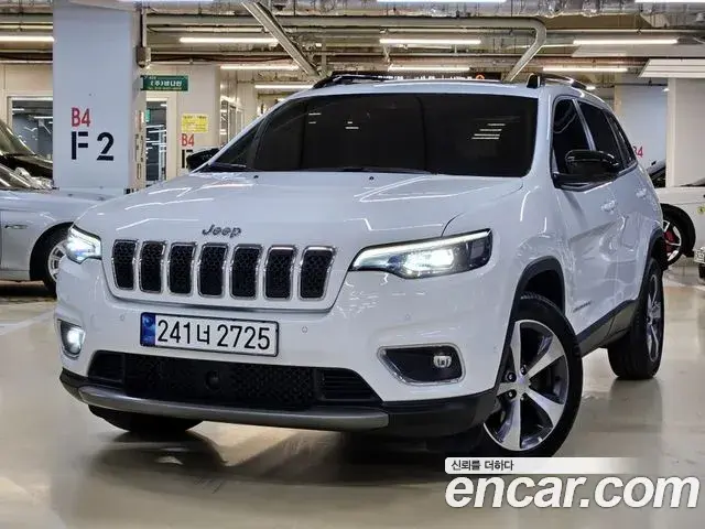 Jeep Cherokee 2022 — Фото 10/20