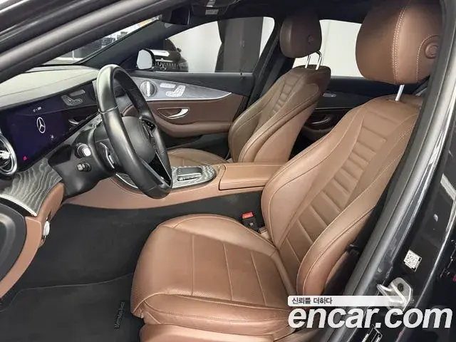 Mercedes-Benz E-Class 2022 — Şəkil 13/19