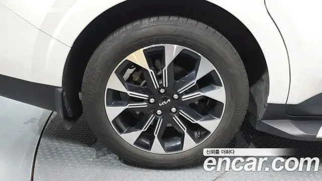 Kia Carnival 2022 — Photo 13/20
