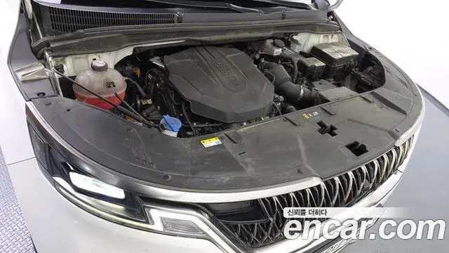 Kia Carnival 2022 — Photo 1/20
