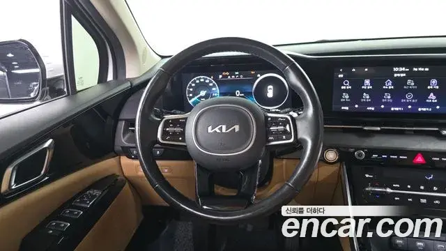 Kia Carnival 2022 — Photo 2/20
