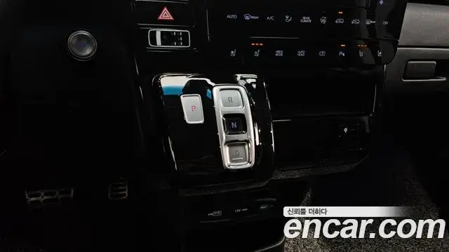 Hyundai Staria 2022 — Şəkil 12/20