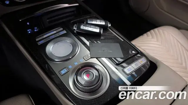 Genesis G80 2022 — Şəkil 13/20